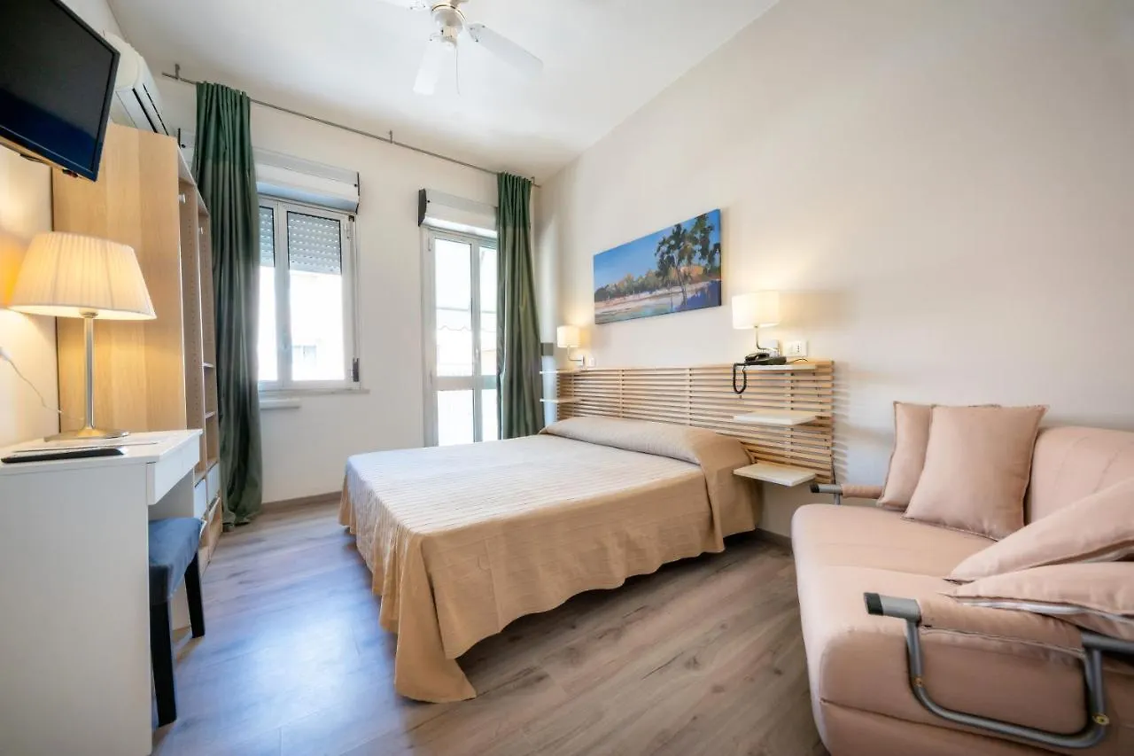 Hotel Firenze Caorle 3*,